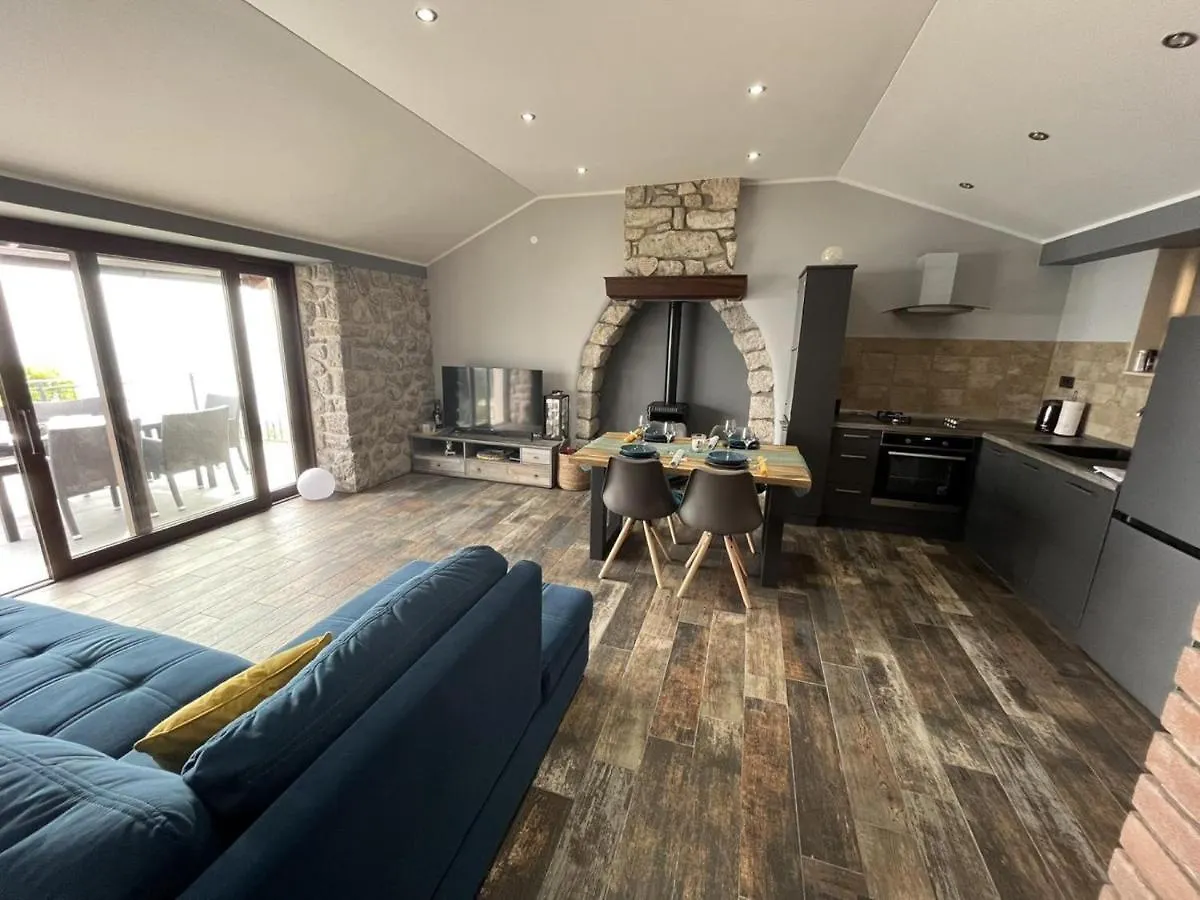 Holiday Home Anamaria Мощеничка-Драга
